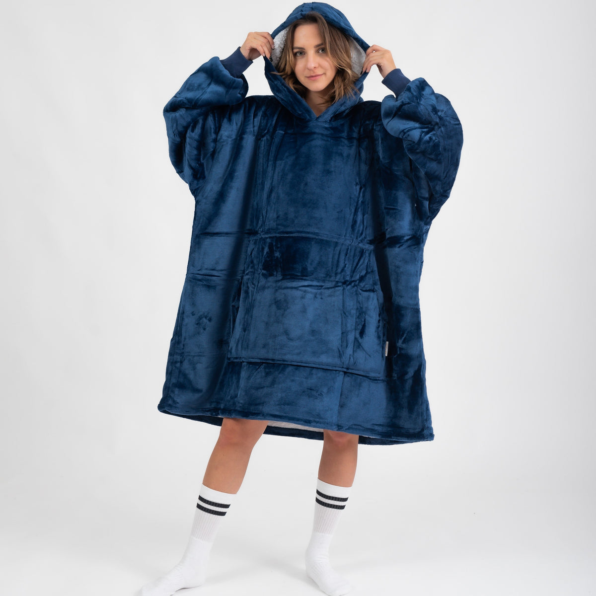 Navy Blue Puló