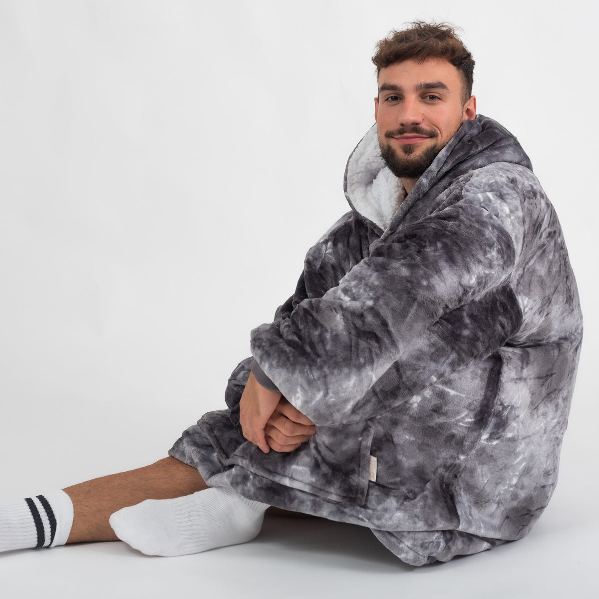 Astro Grey Tie-Dye Puló