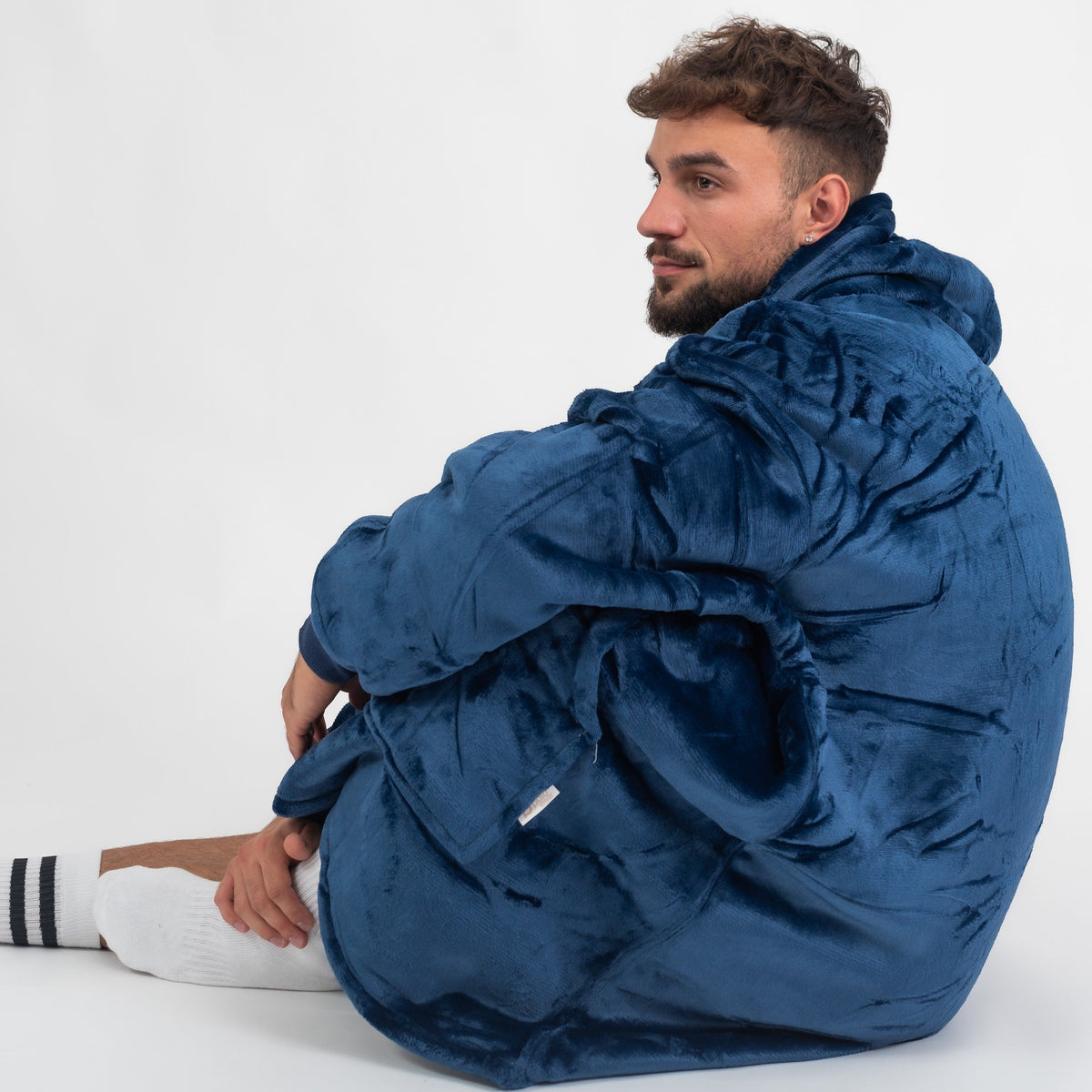 Navy Blue Puló